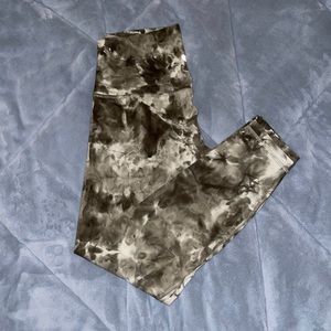 Lululemon align 25” diamond dye green